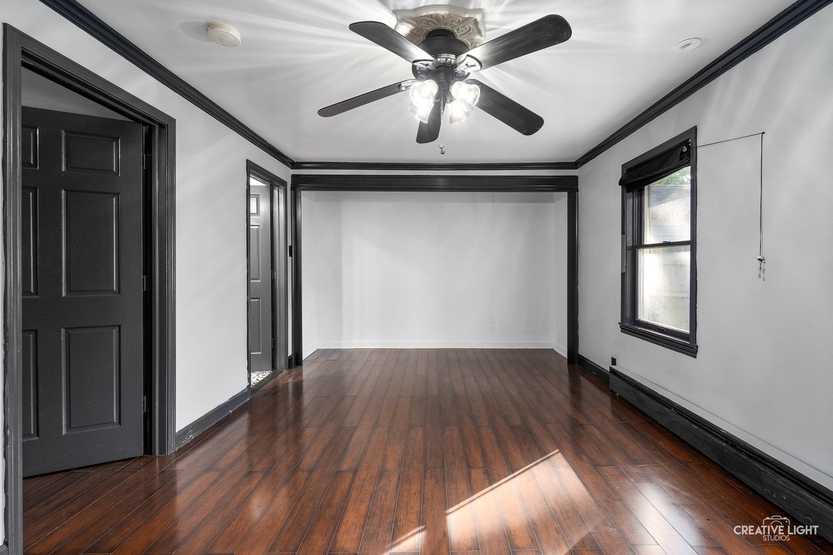 911 S 7th Street, St. Charles, IL 60174