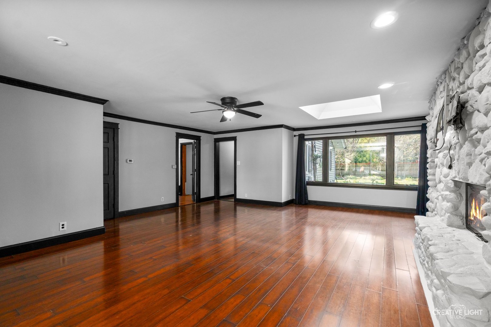 911 S 7th Street, St. Charles, IL 60174