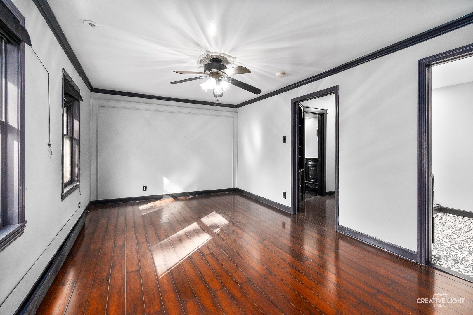 911 S 7th Street, St. Charles, IL 60174