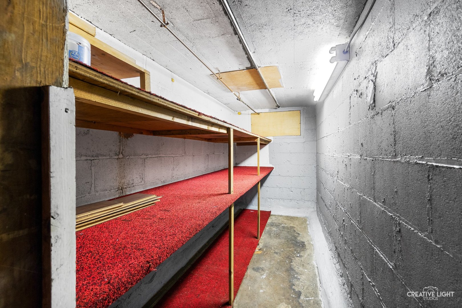 911 S 7th Street, St. Charles, IL 60174