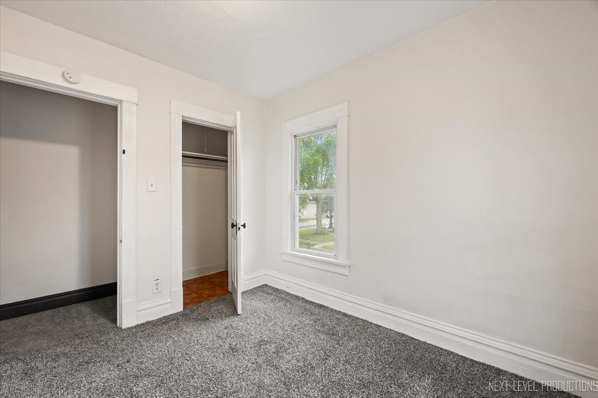 1002 Wilcox Street, Joliet, IL 60435