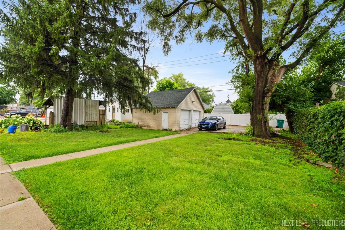 1002 Wilcox Street, Joliet, IL 60435