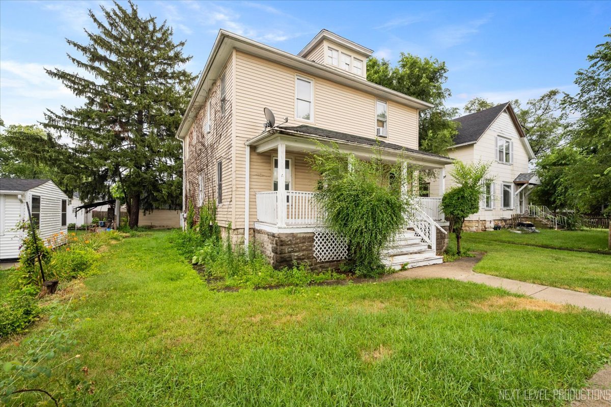 1002 Wilcox Street, Joliet, IL 60435