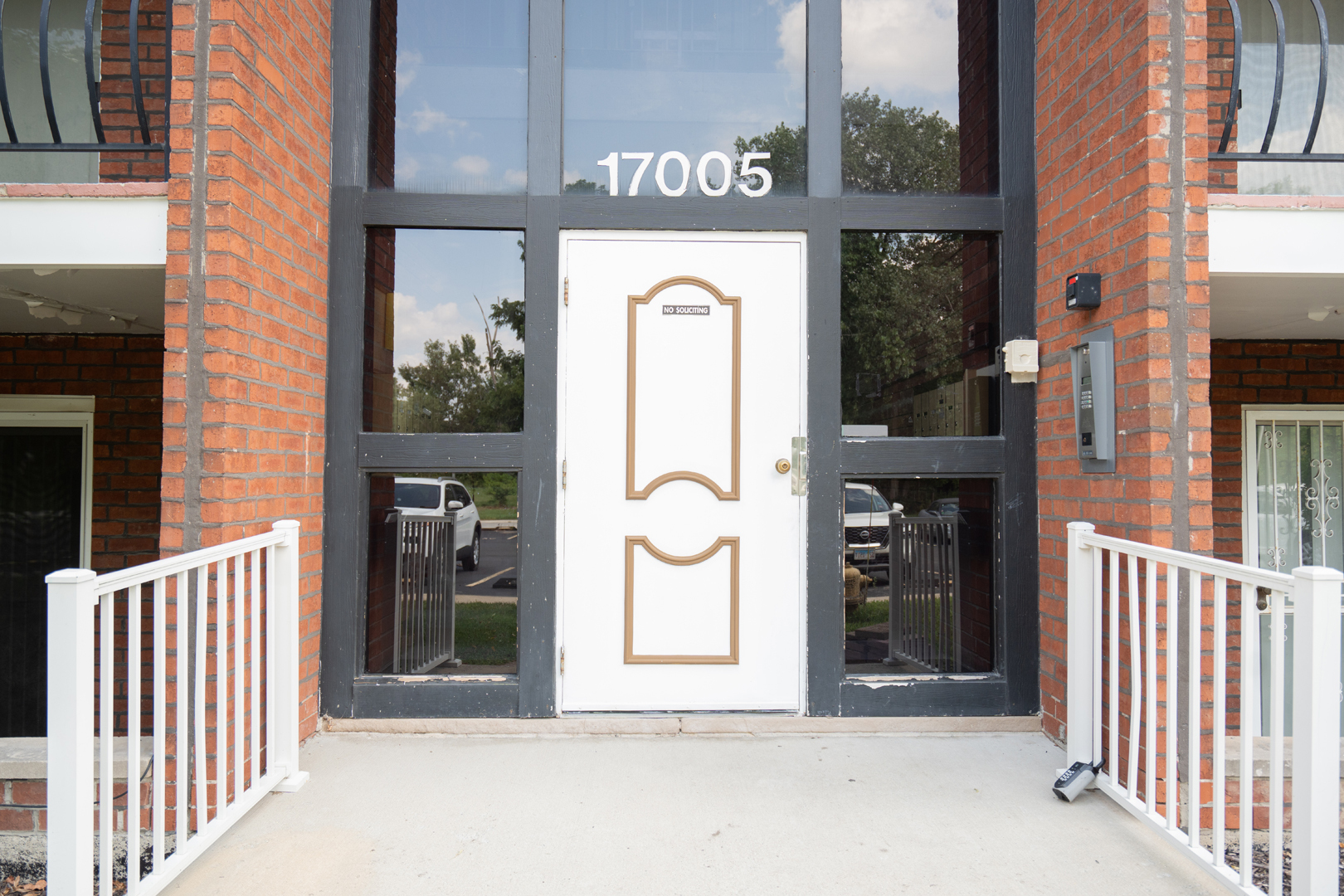 17005 Albany Avenue #202, Hazel Crest, IL 60429