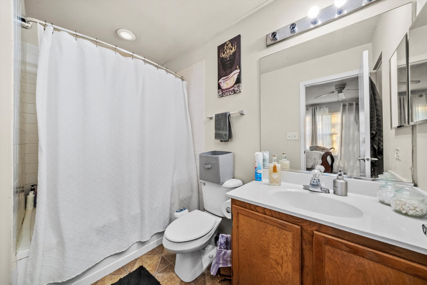 2950 Shelly Lane #2950, Aurora, IL 60504