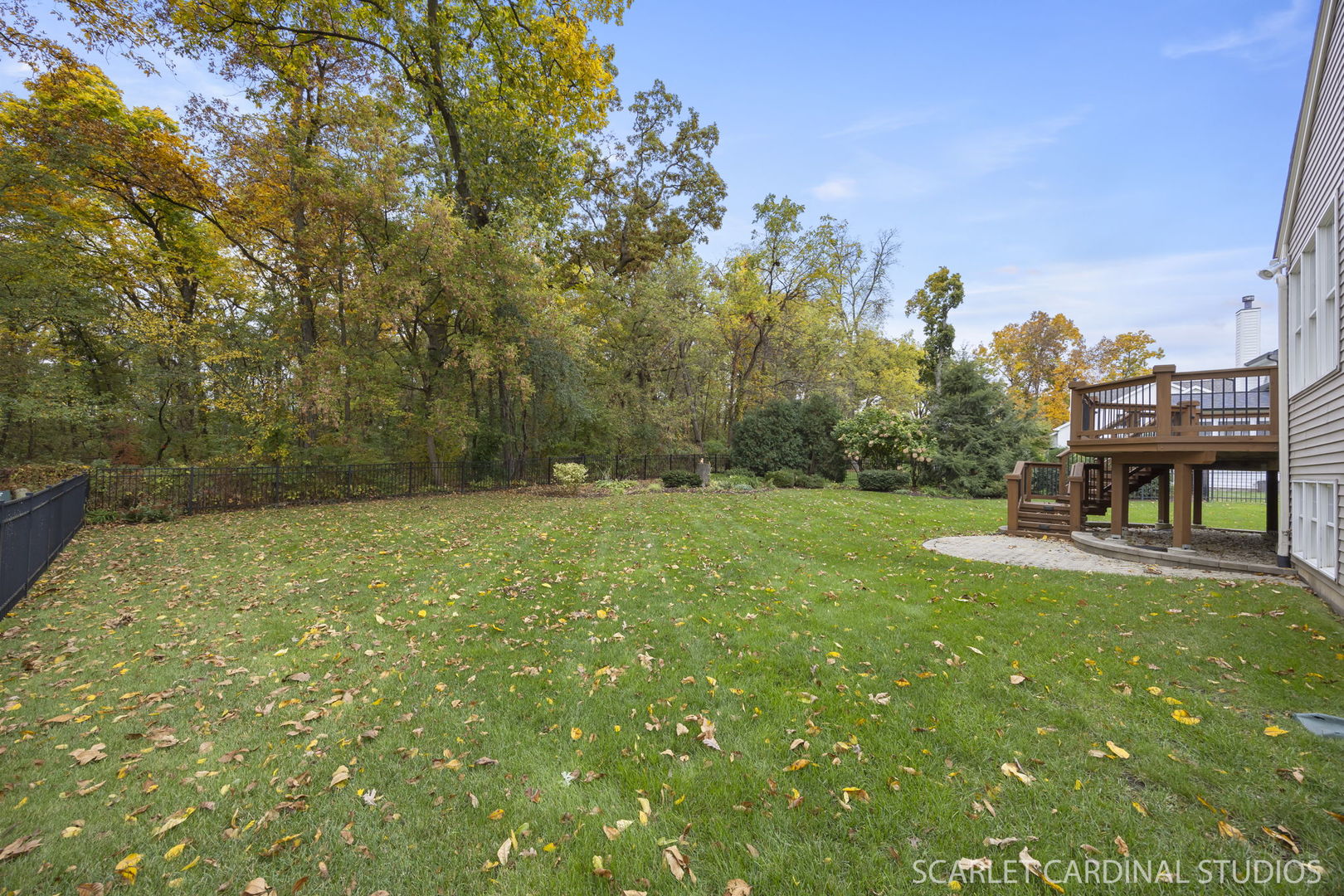332 Western Drive, North Aurora, IL 60542