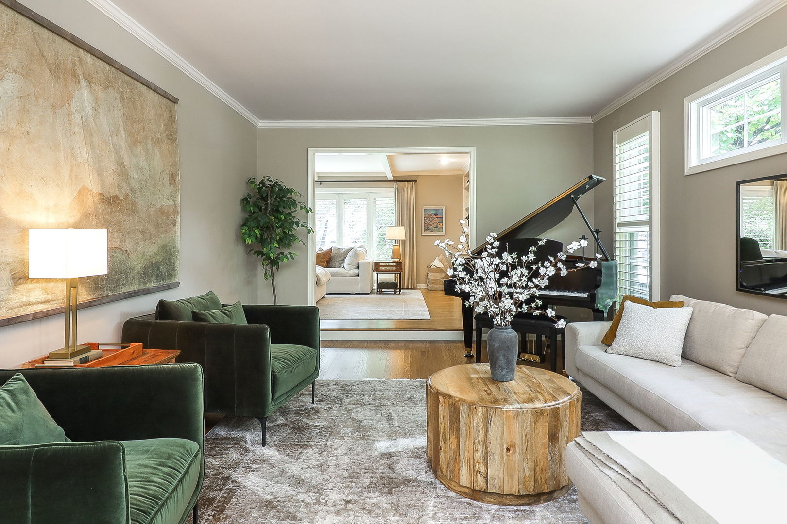 2042 Wexford Circle, Wheaton, IL 60189