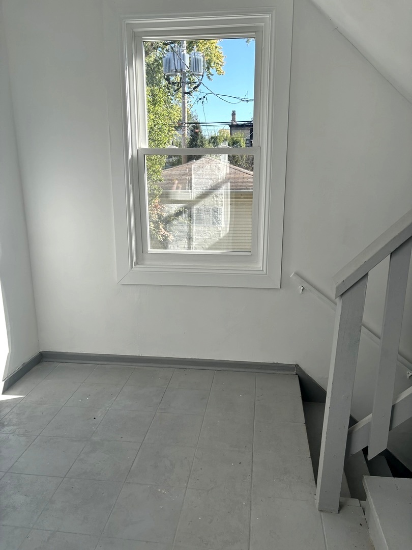 4741 N Keating Avenue, Chicago, IL 60630