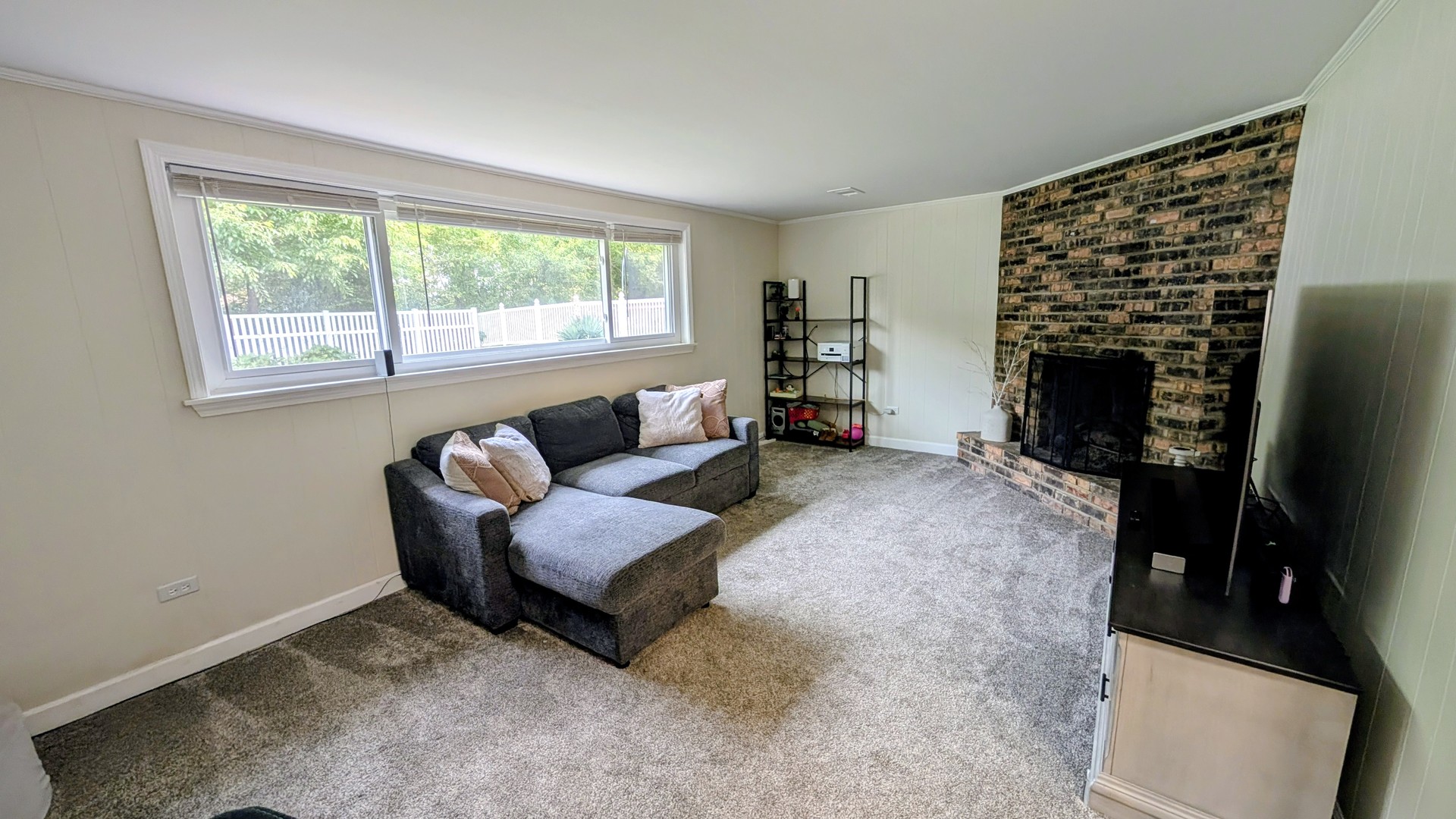 443 Illinois Road, Frankfort, IL 60423