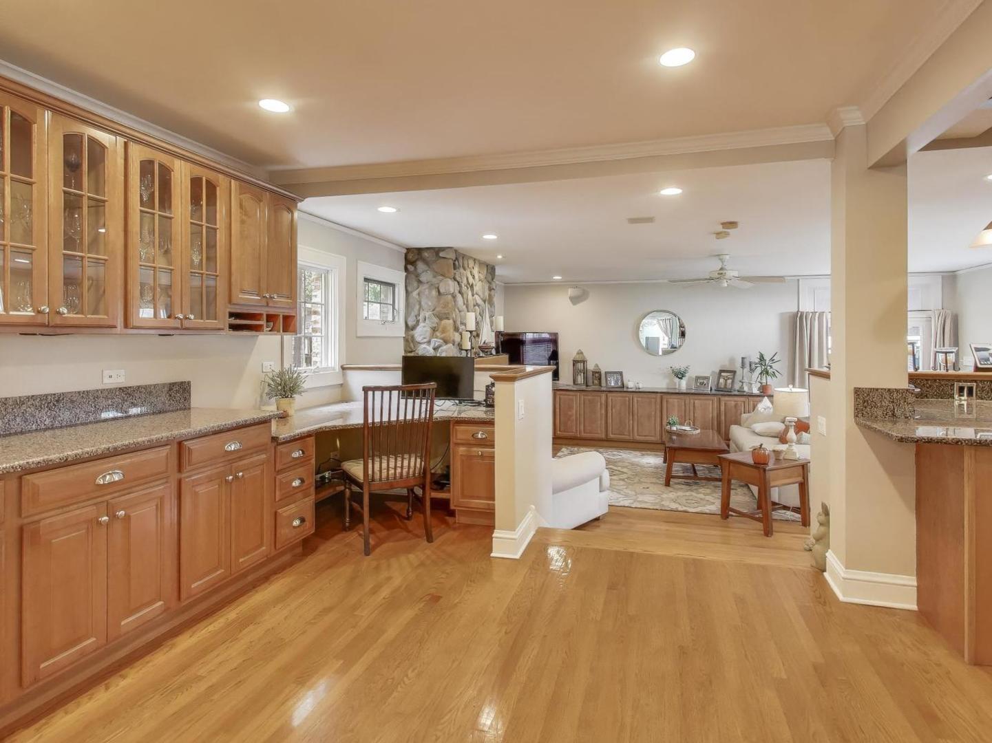 7404 N Overhill Avenue, Chicago, IL 60631