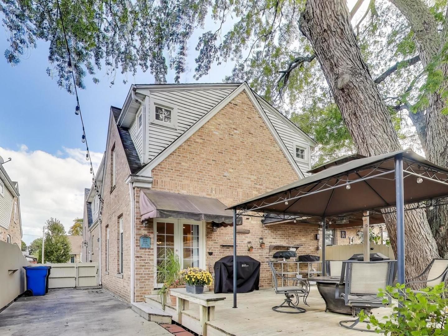 7404 N Overhill Avenue, Chicago, IL 60631