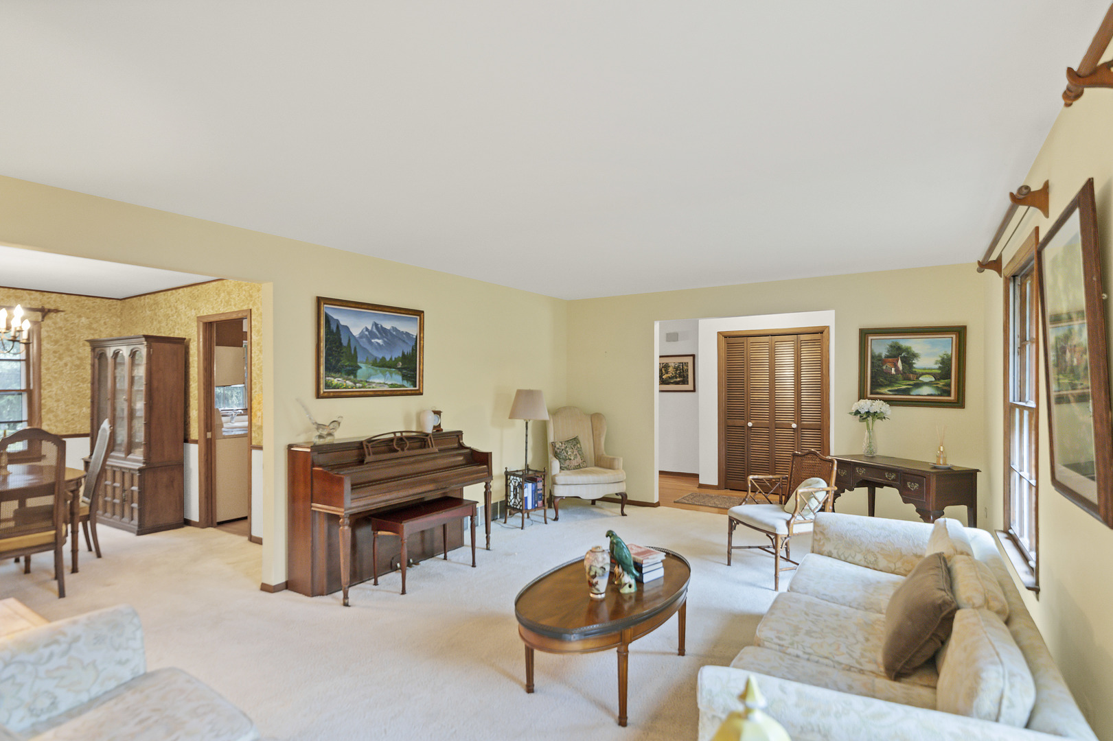 522 S Echo Lane, Palatine, IL 60067