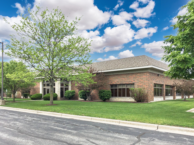 1776 Legacy Circle #117, Naperville, IL 60563