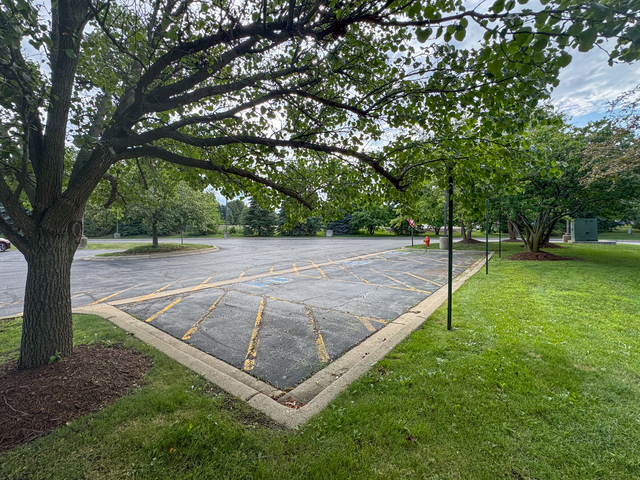 1776 Legacy Circle #117, Naperville, IL 60563