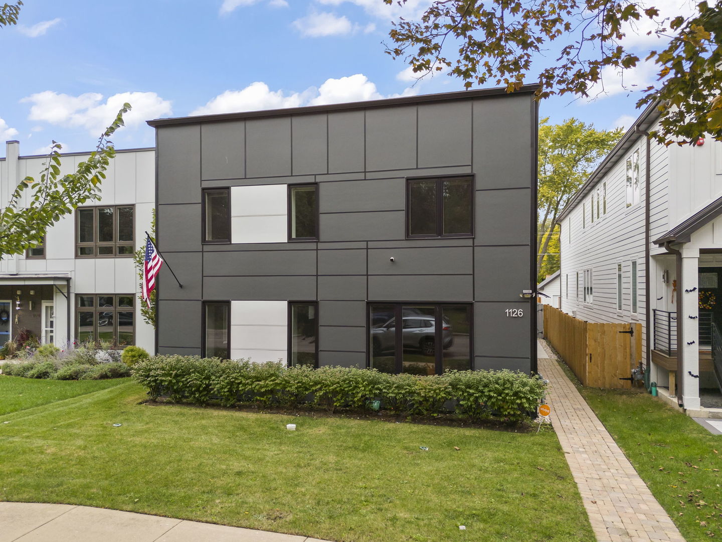 1126 Pitner Avenue, Evanston, IL 60202