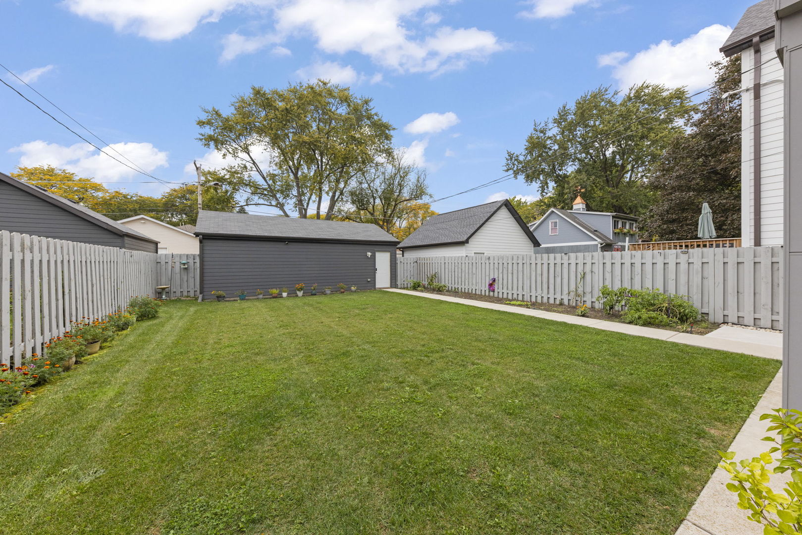 1126 Pitner Avenue, Evanston, IL 60202