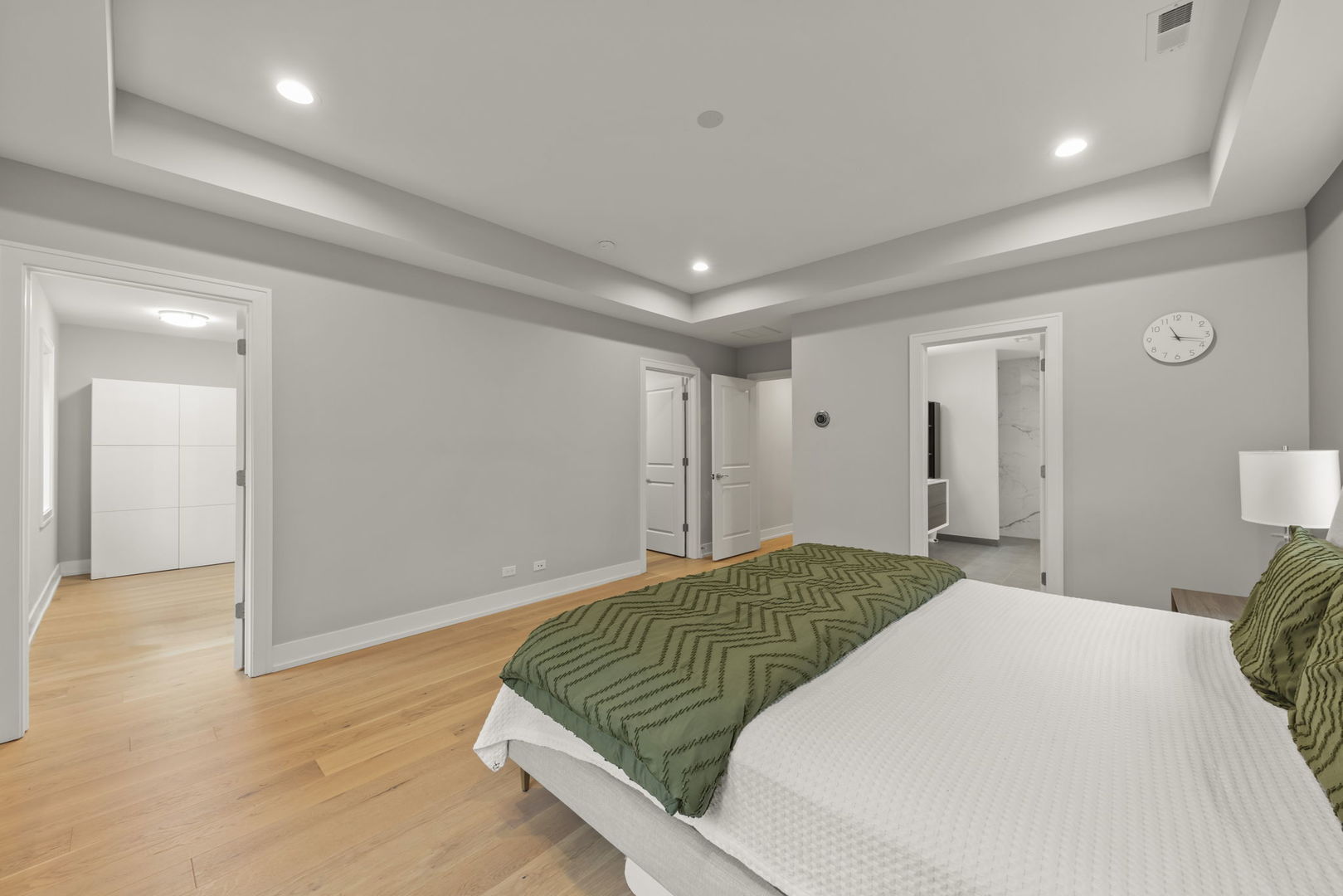 1126 Pitner Avenue, Evanston, IL 60202