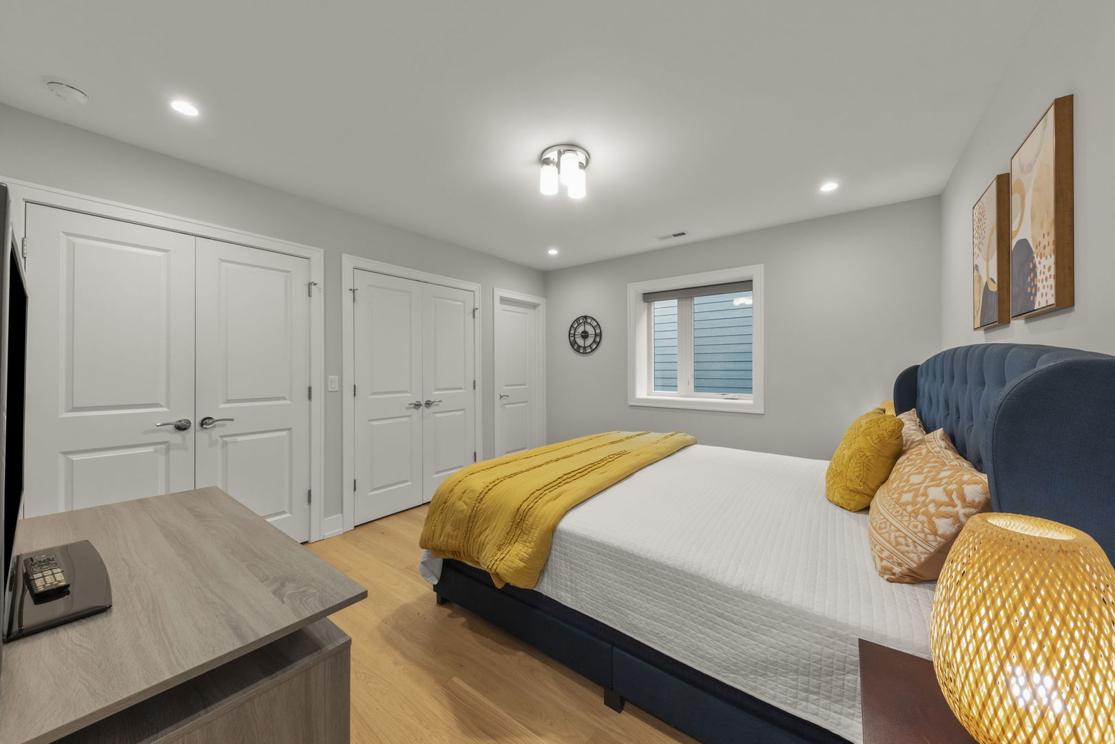 1126 Pitner Avenue, Evanston, IL 60202