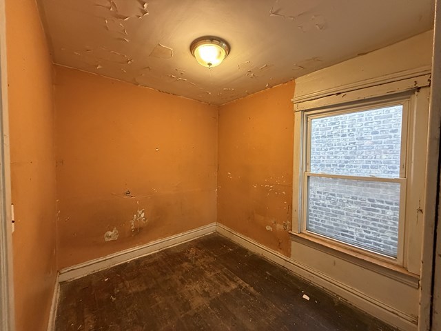 7514 S Rhodes Avenue, Chicago, IL 60619