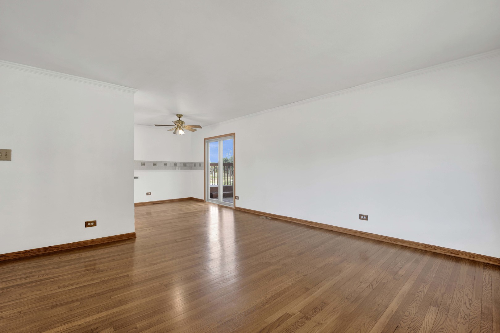 2S224 Valley Road, Lombard, IL 60148