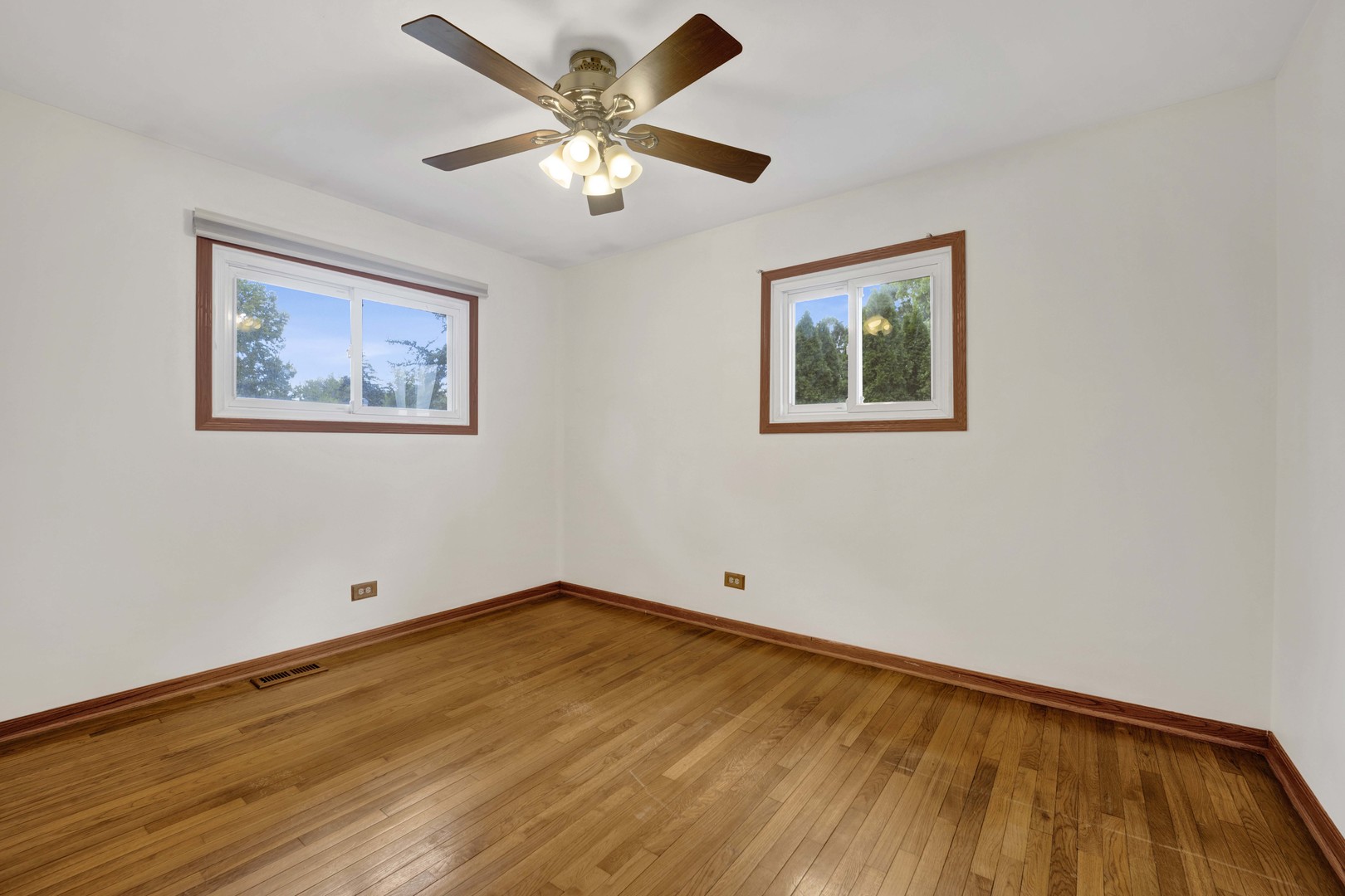 2S224 Valley Road, Lombard, IL 60148