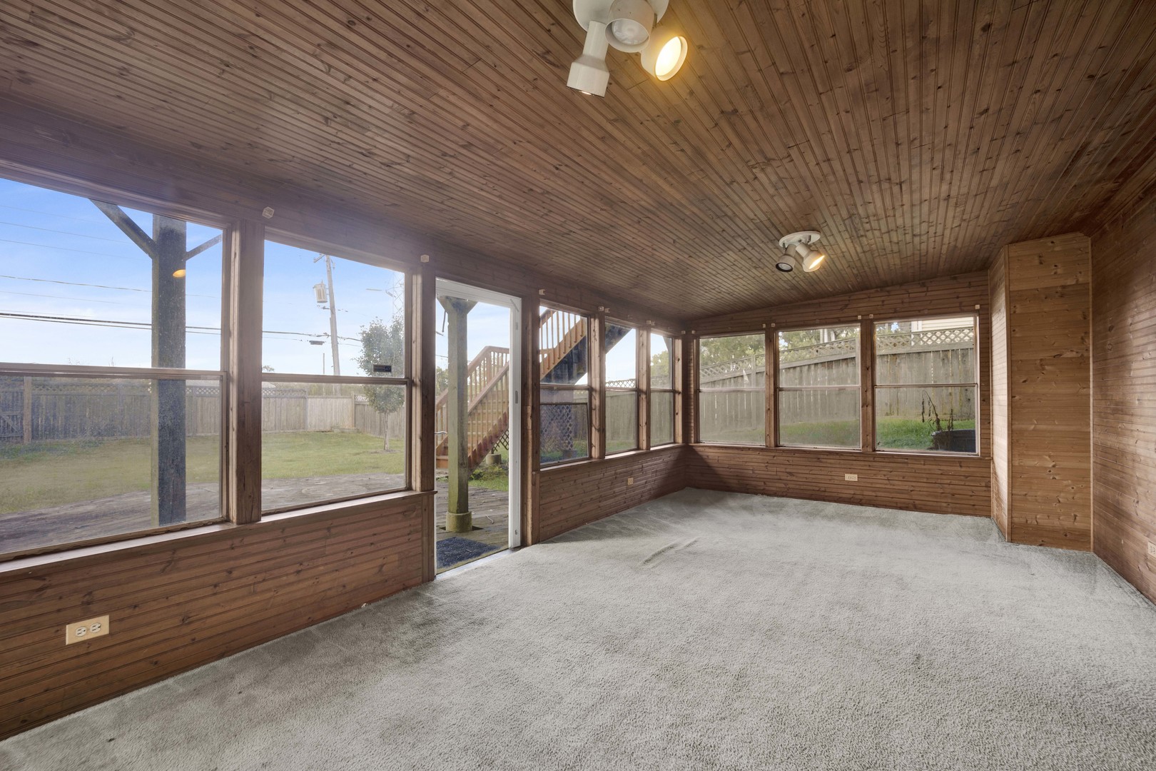 2S224 Valley Road, Lombard, IL 60148