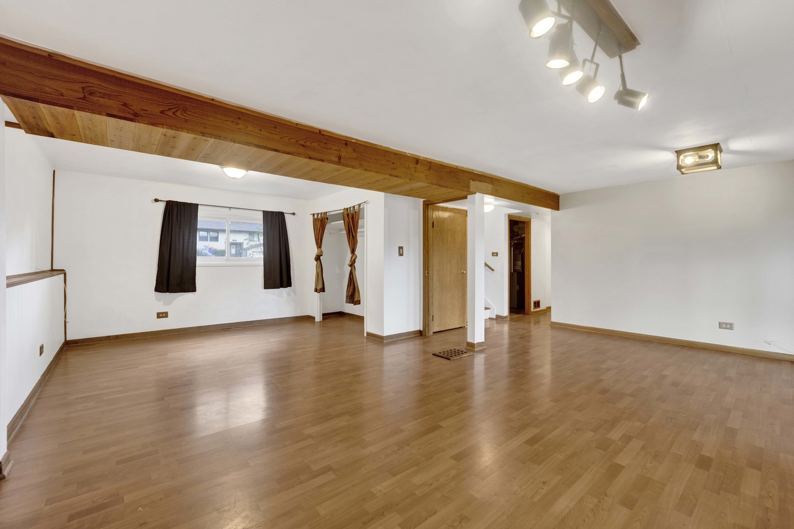 2S224 Valley Road, Lombard, IL 60148