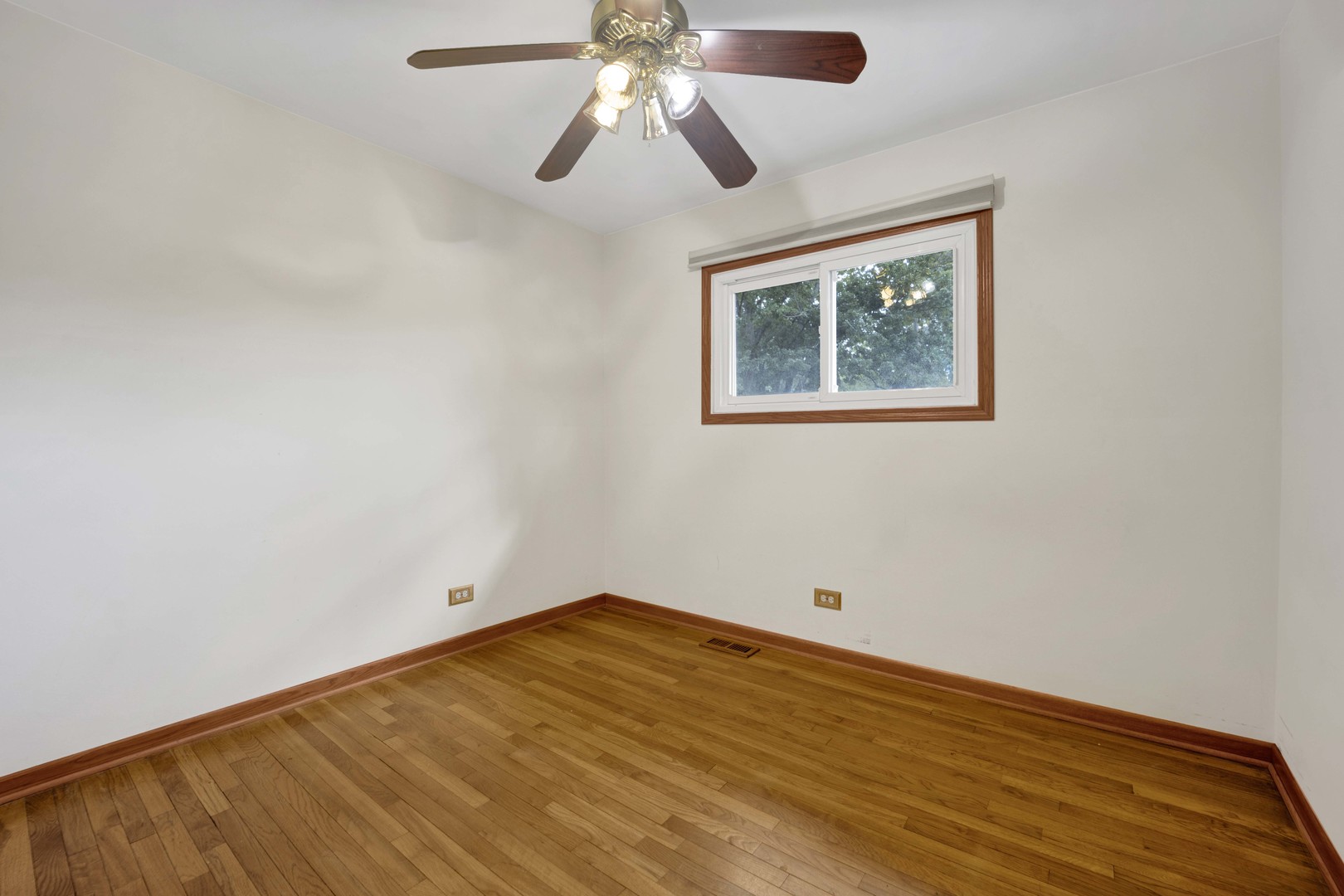 2S224 Valley Road, Lombard, IL 60148