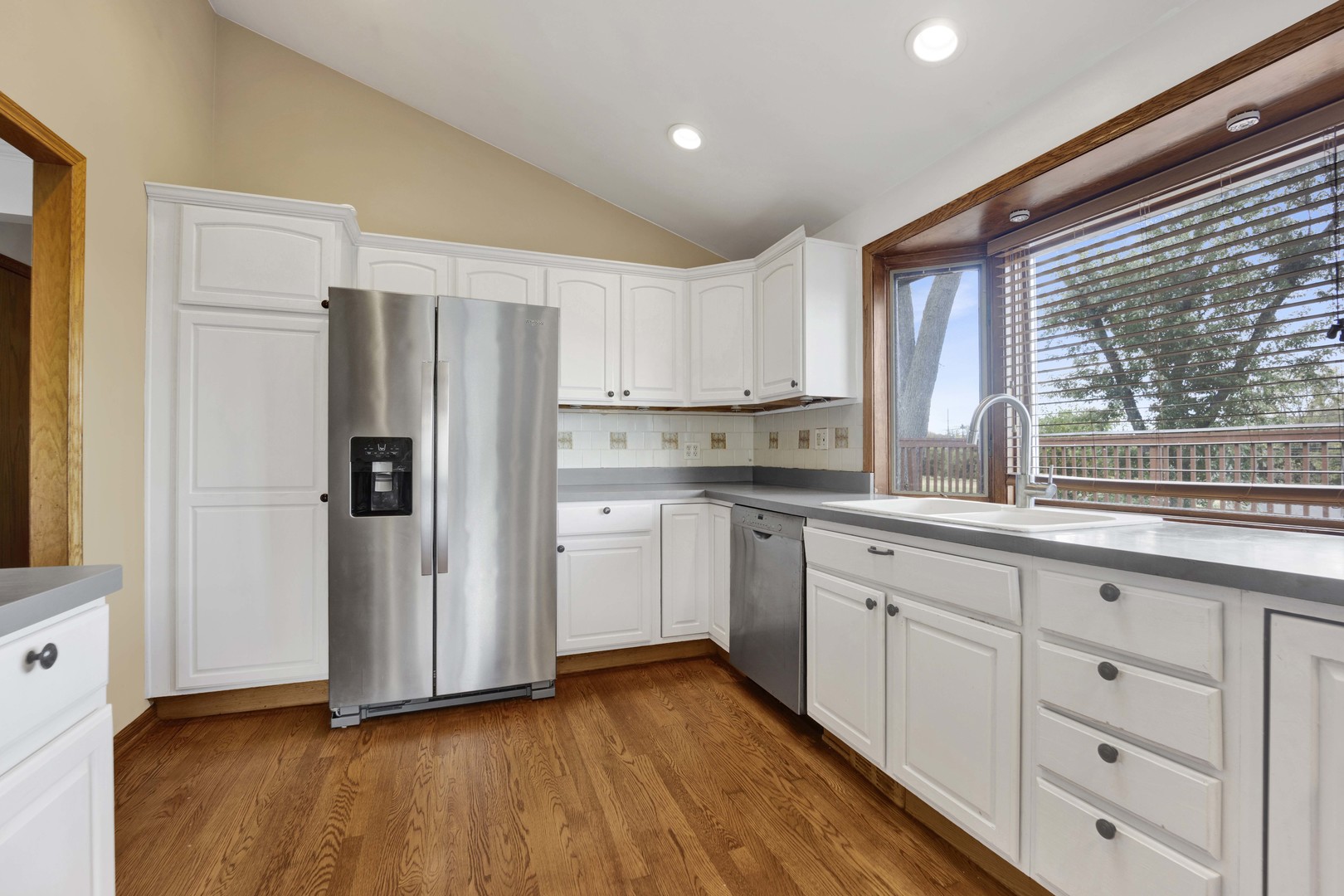 2S224 Valley Road, Lombard, IL 60148