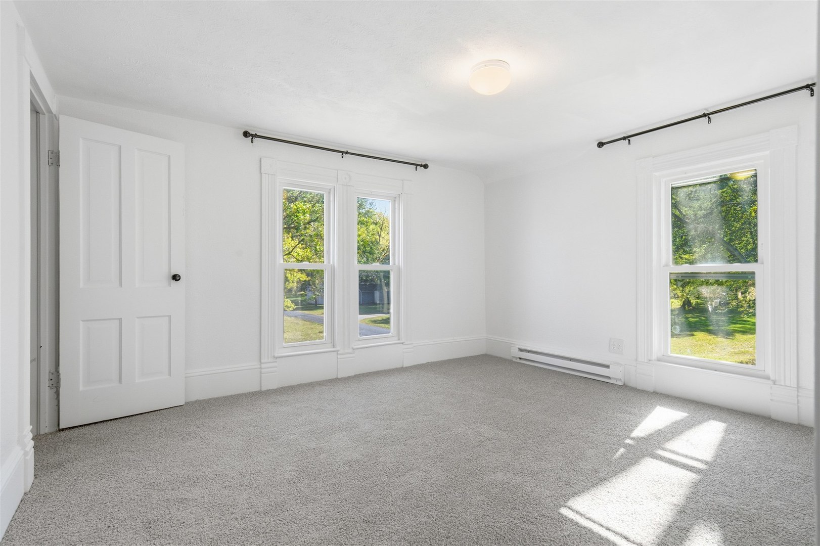 305 S Perry Street, Carlock, IL 61725