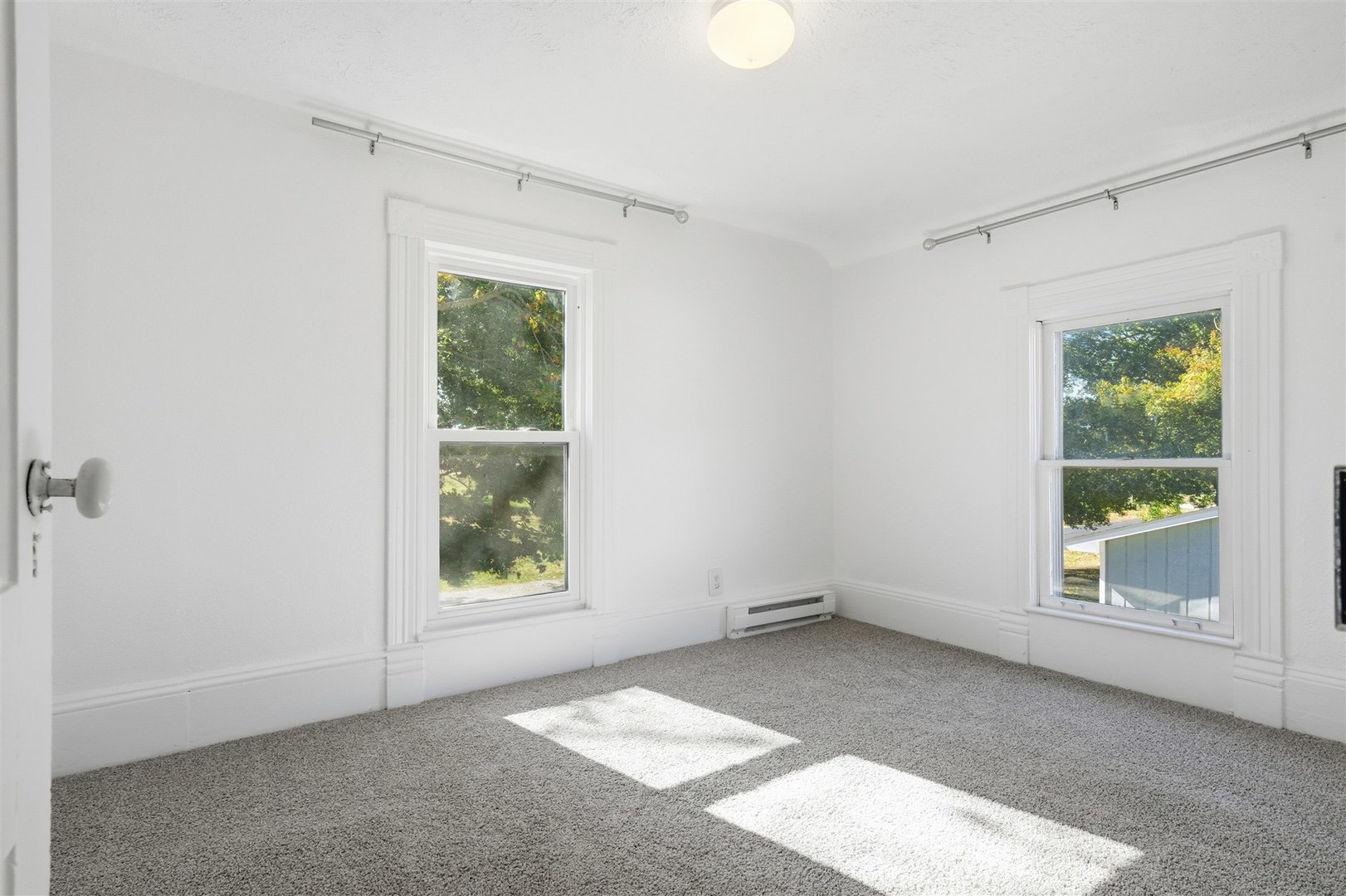 305 S Perry Street, Carlock, IL 61725