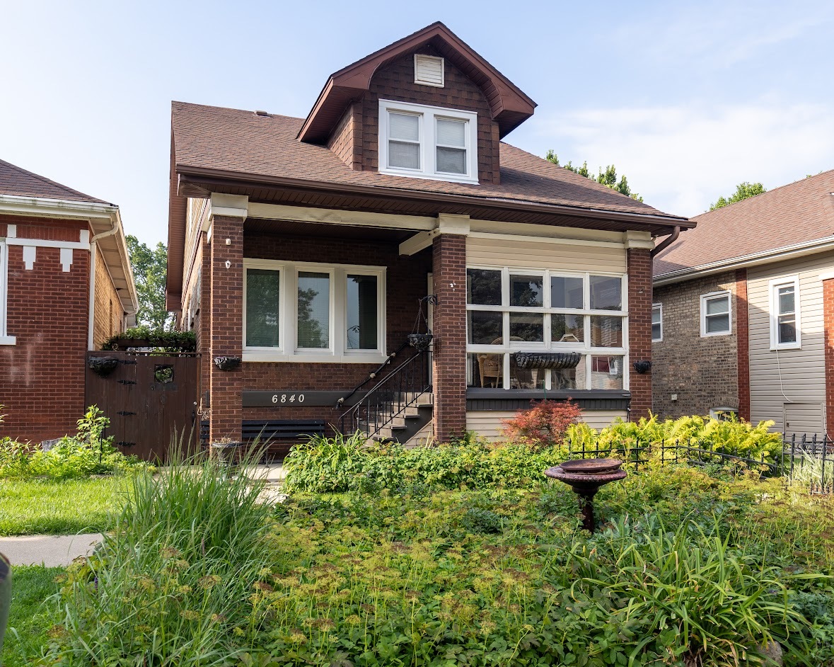 6840 29th Place, Berwyn, IL 60402