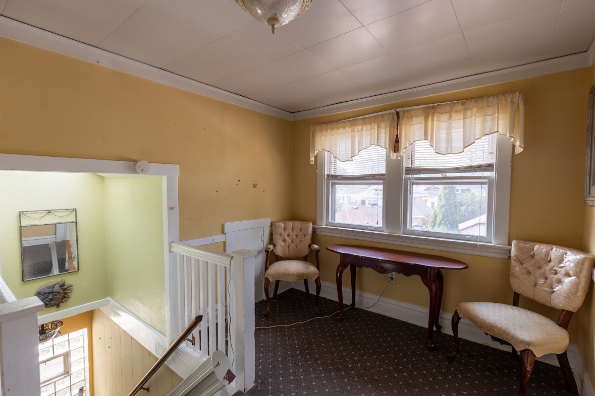 6840 29th Place, Berwyn, IL 60402