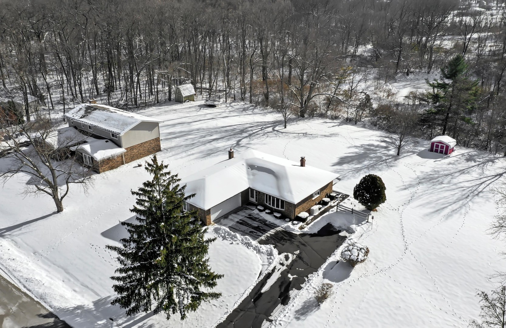 2033 E Hickory Street, Crete, IL 60417