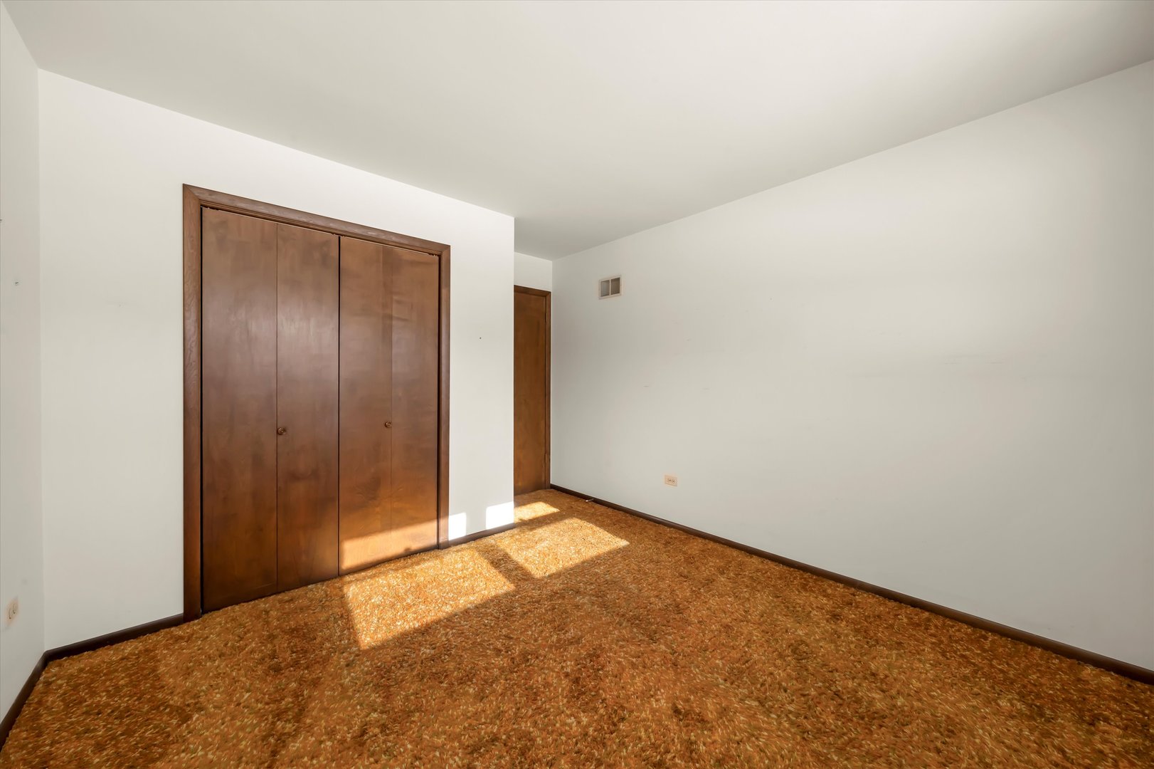 2033 E Hickory Street, Crete, IL 60417