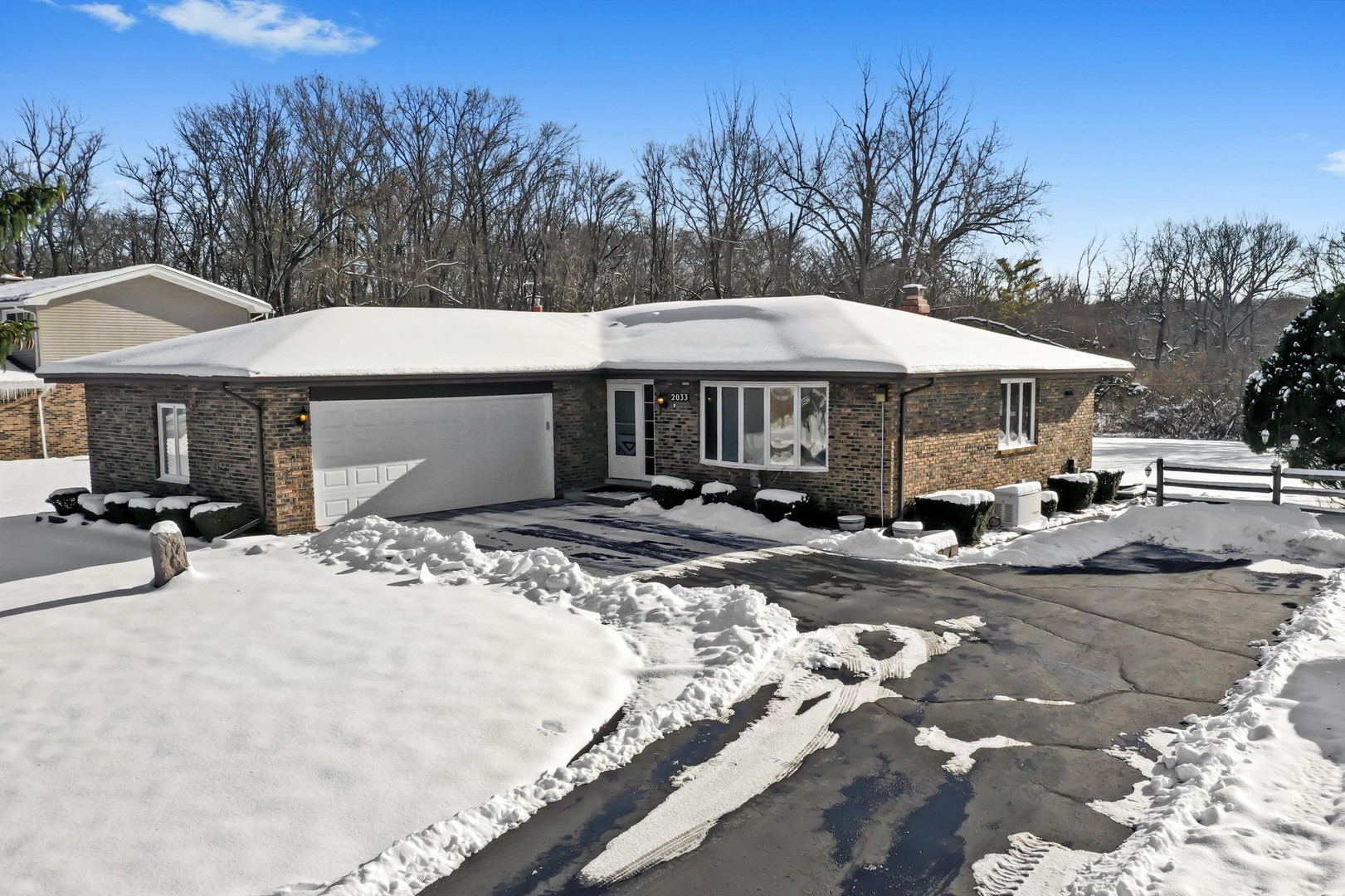 2033 E Hickory Street, Crete, IL 60417