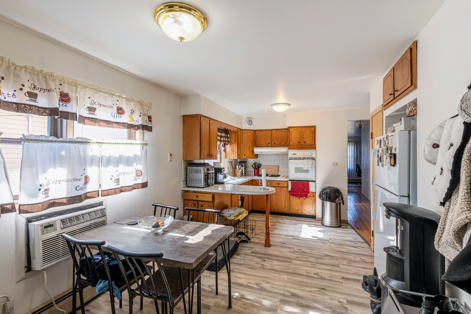 1933 N 18th Avenue, Melrose Park, IL 60160