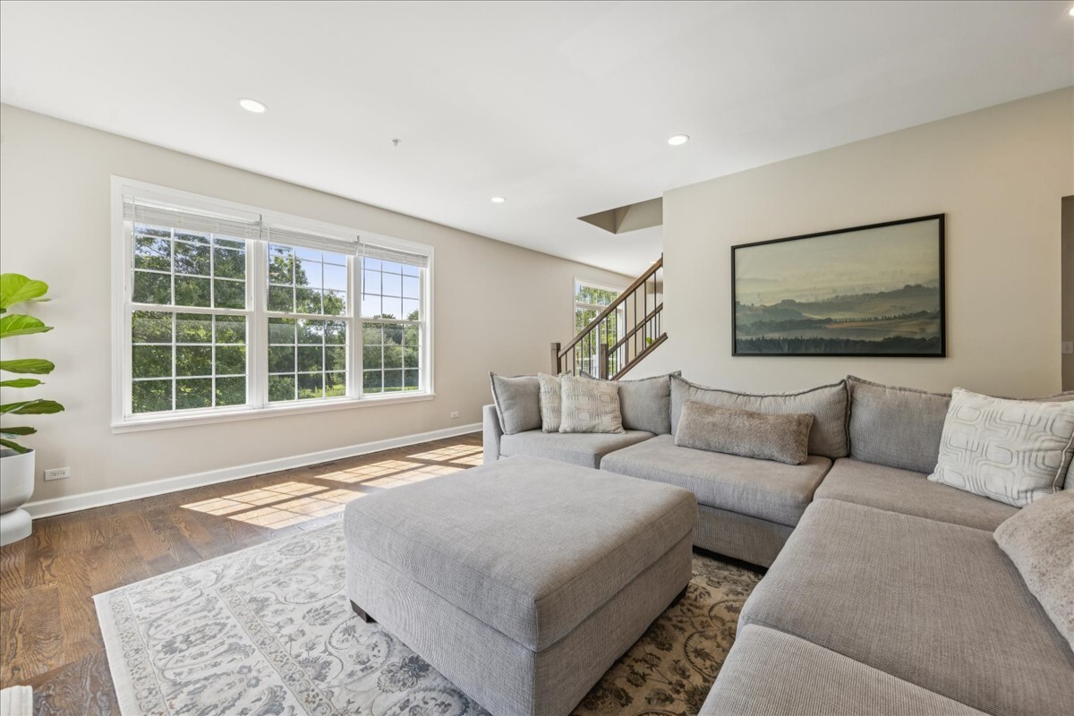 1432 Cascade Lane, Barrington, IL 60010