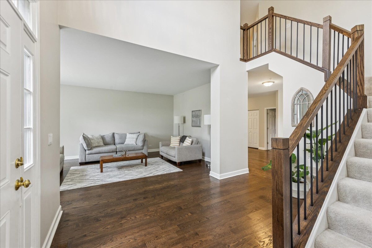 1432 Cascade Lane, Barrington, IL 60010