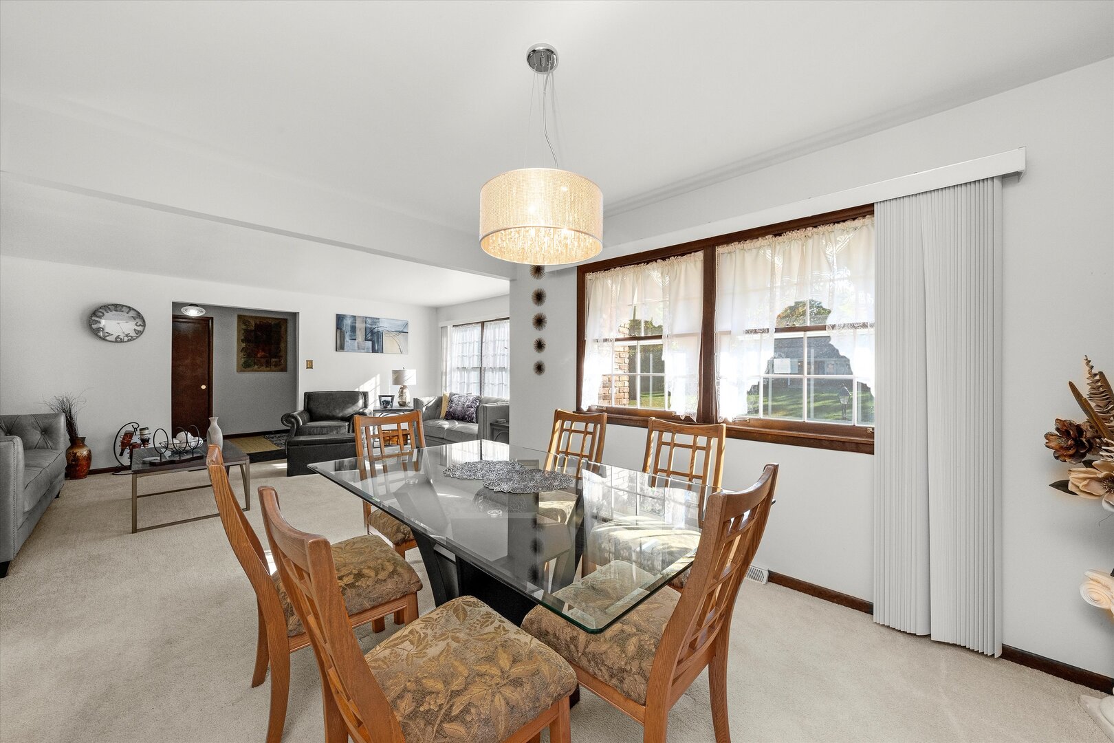 71 Hereford Drive, Crete, IL 60417