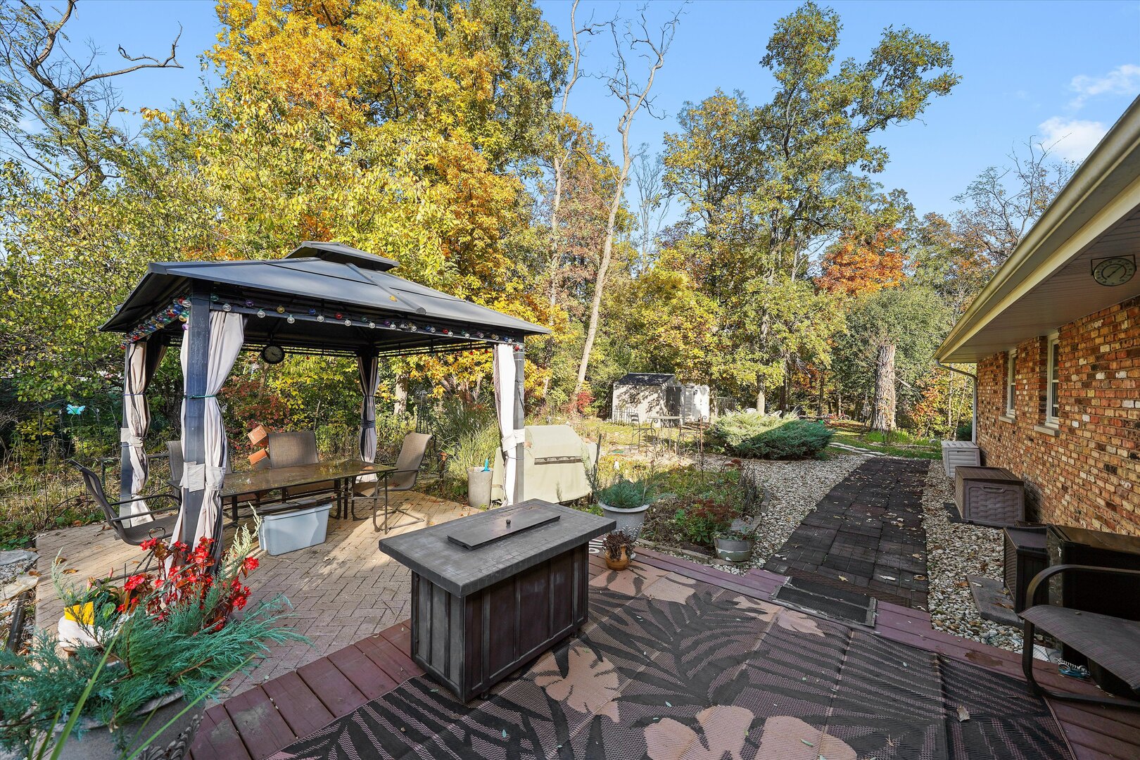 71 Hereford Drive, Crete, IL 60417