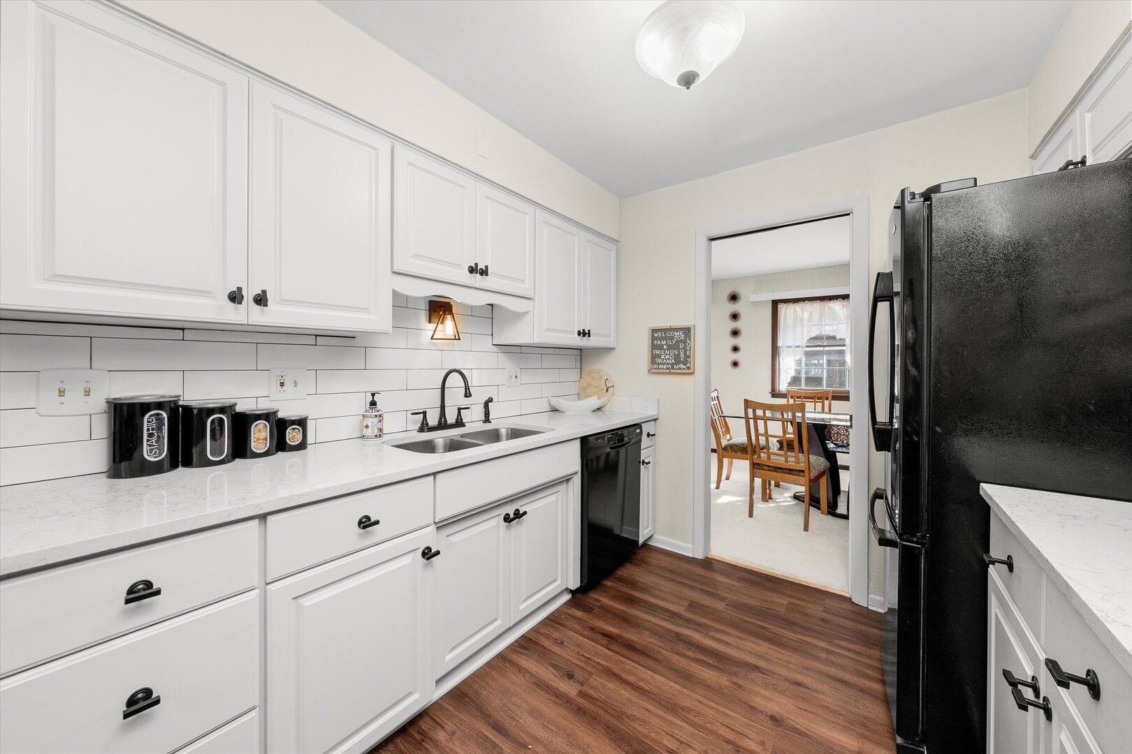 71 Hereford Drive, Crete, IL 60417