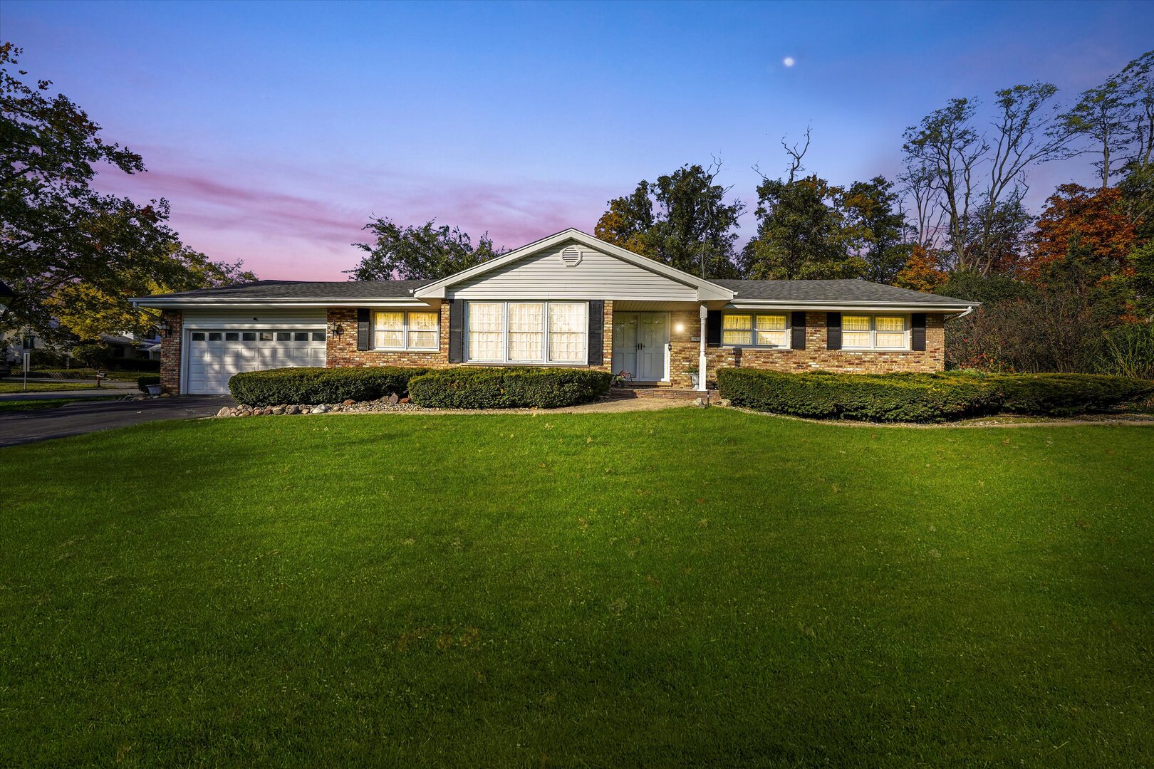 71 Hereford Drive, Crete, IL 60417