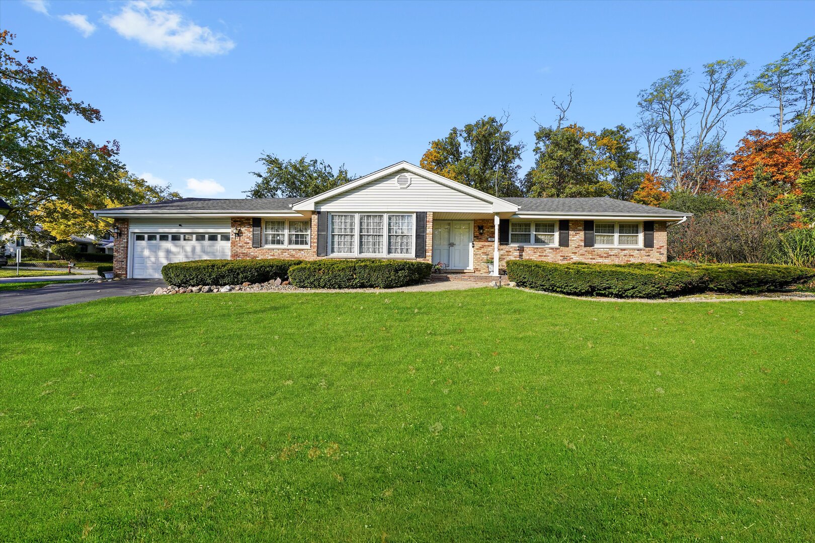 71 Hereford Drive, Crete, IL 60417