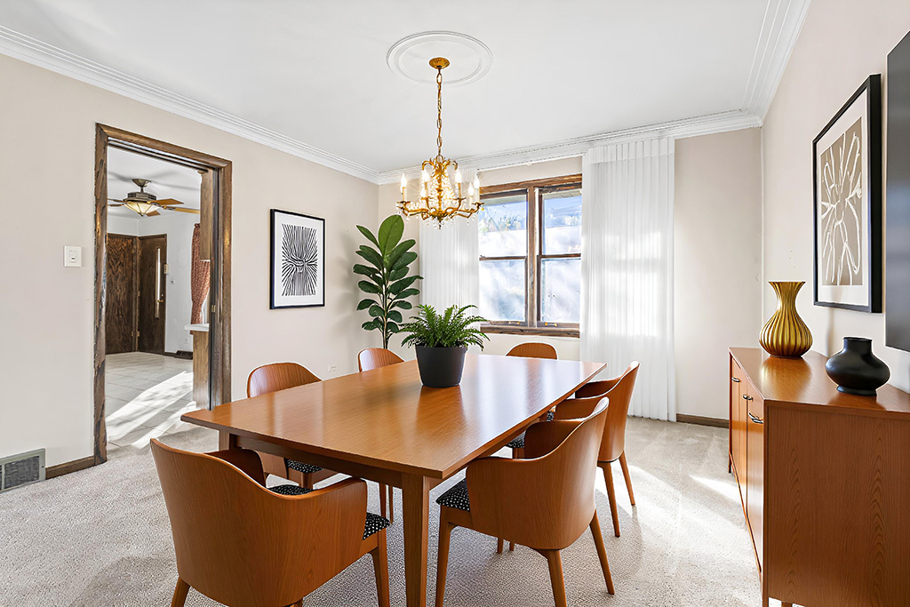 8335 W 90th Street, Hickory Hills, IL 60457