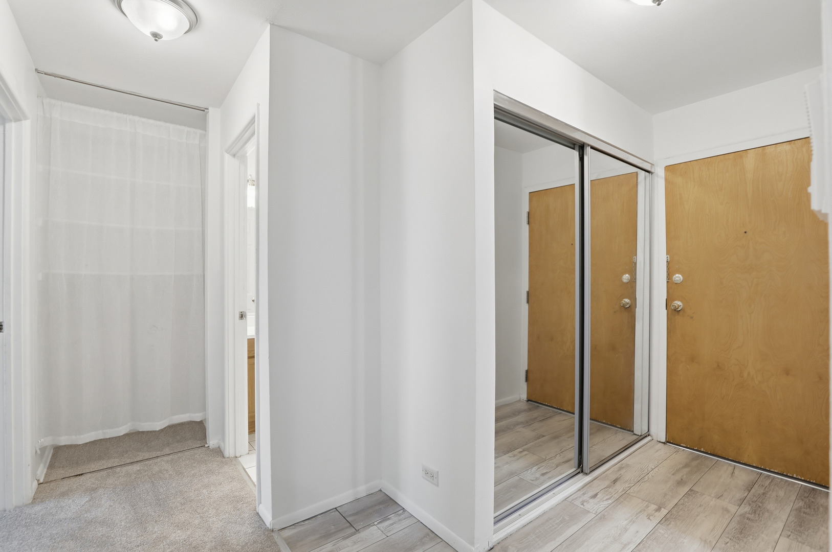 1375 Rebecca Drive #213, Hoffman Estates, IL 60169