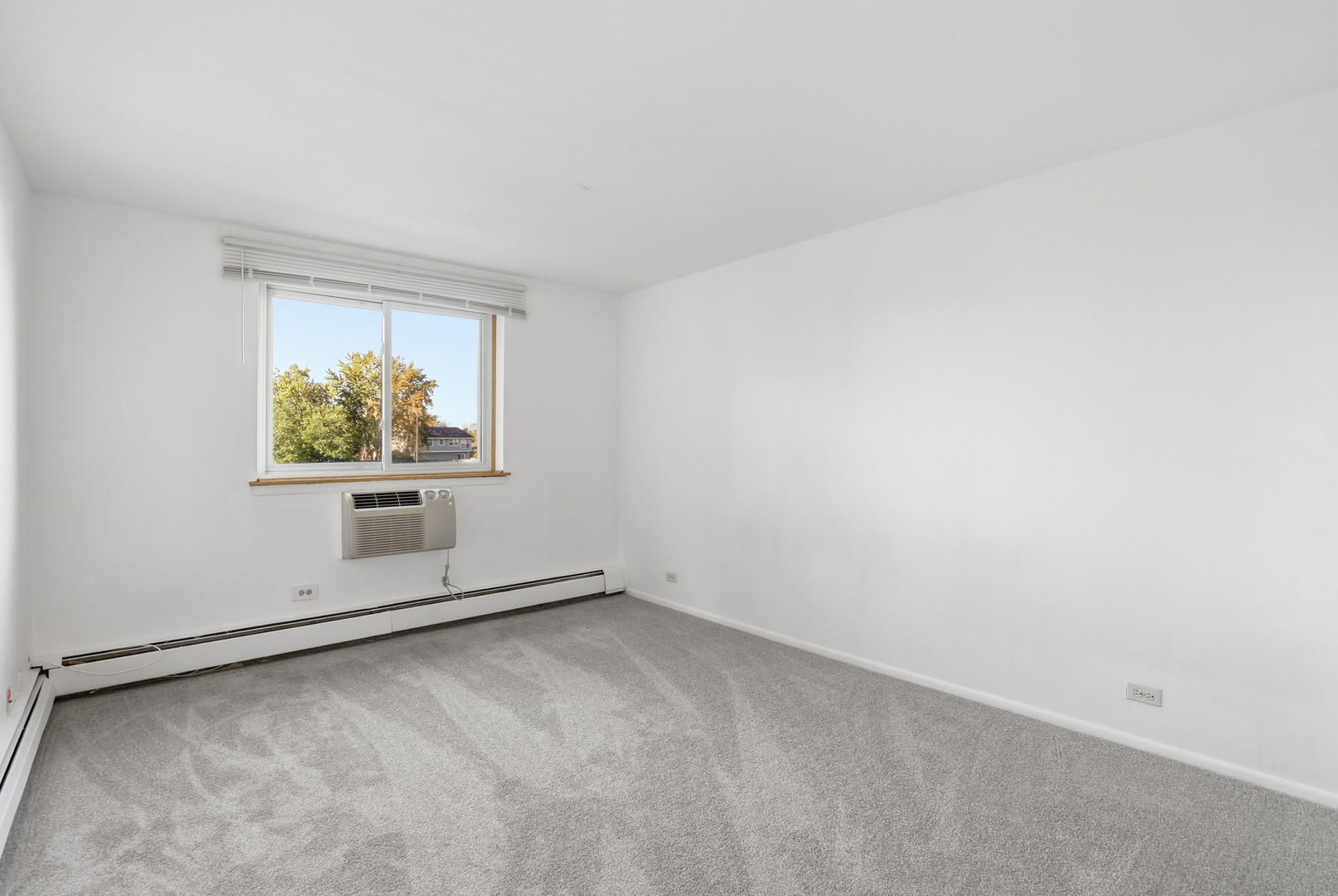 1375 Rebecca Drive #213, Hoffman Estates, IL 60169