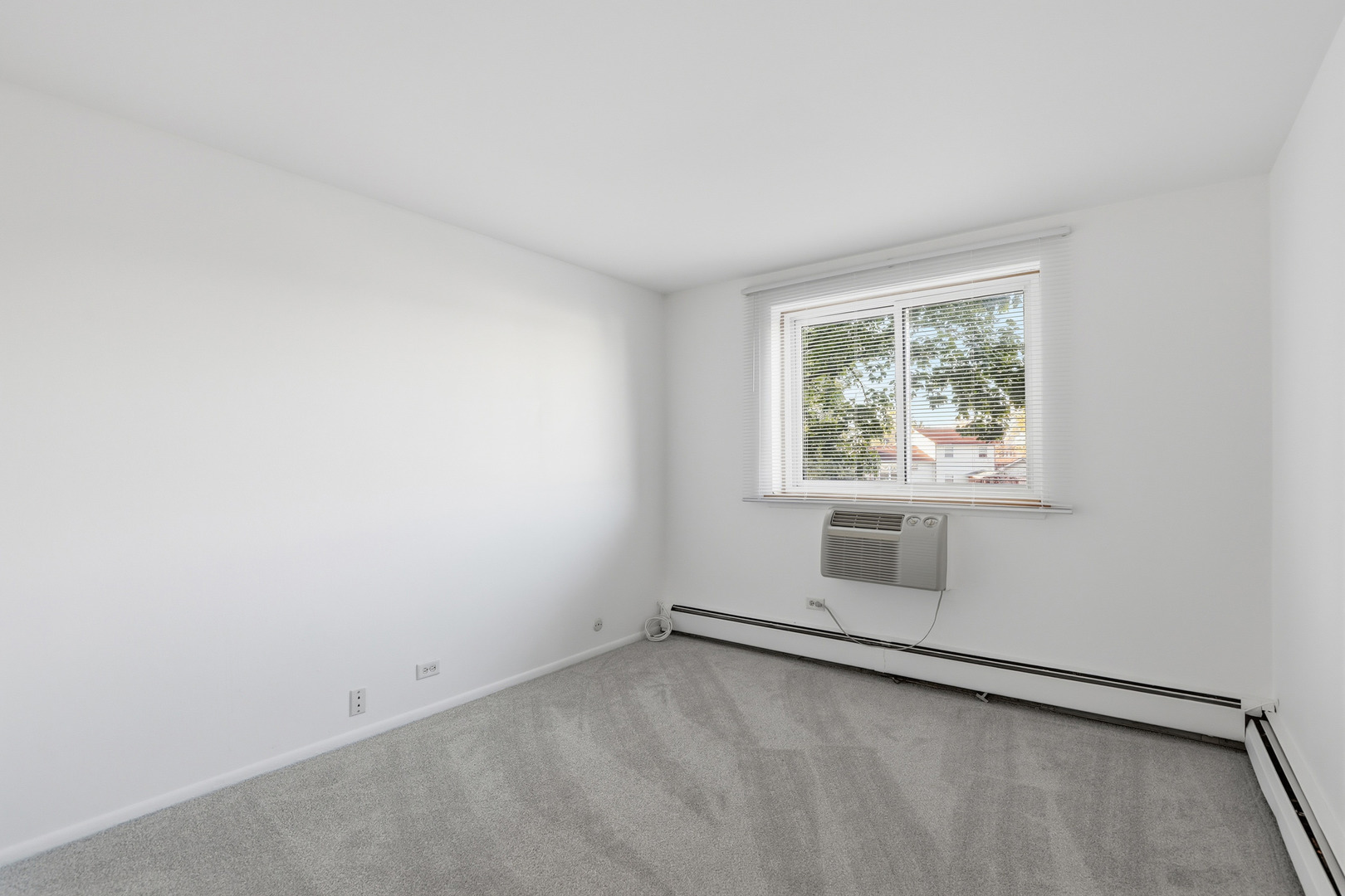 1375 Rebecca Drive #213, Hoffman Estates, IL 60169