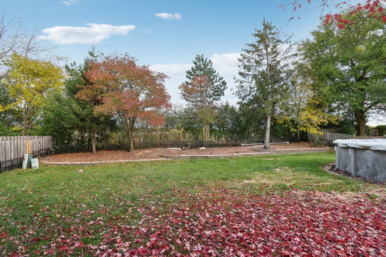 18627 W Lazy Acre Road, Lake Villa, IL 60046