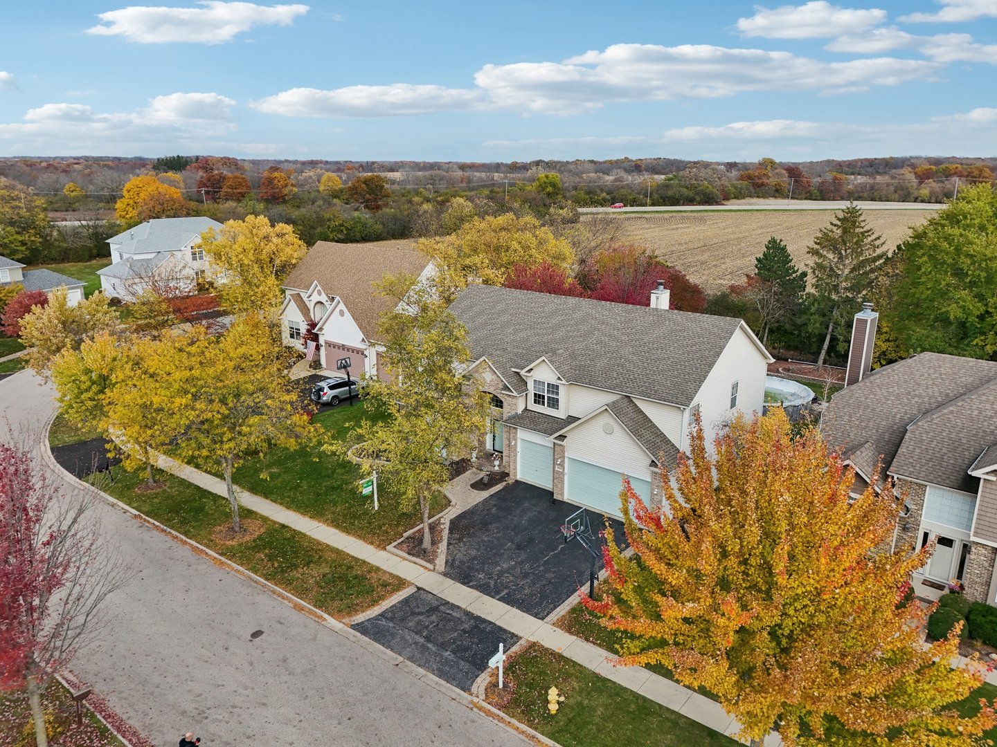 18627 W Lazy Acre Road, Lake Villa, IL 60046